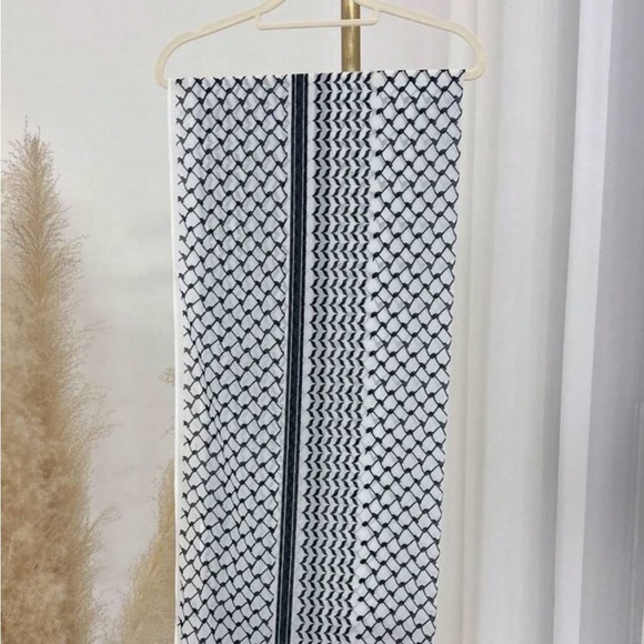 Palestine keffiyeh hijab traditional Palestinian hijab shemagh keffiyeh - Picture 6 of 6